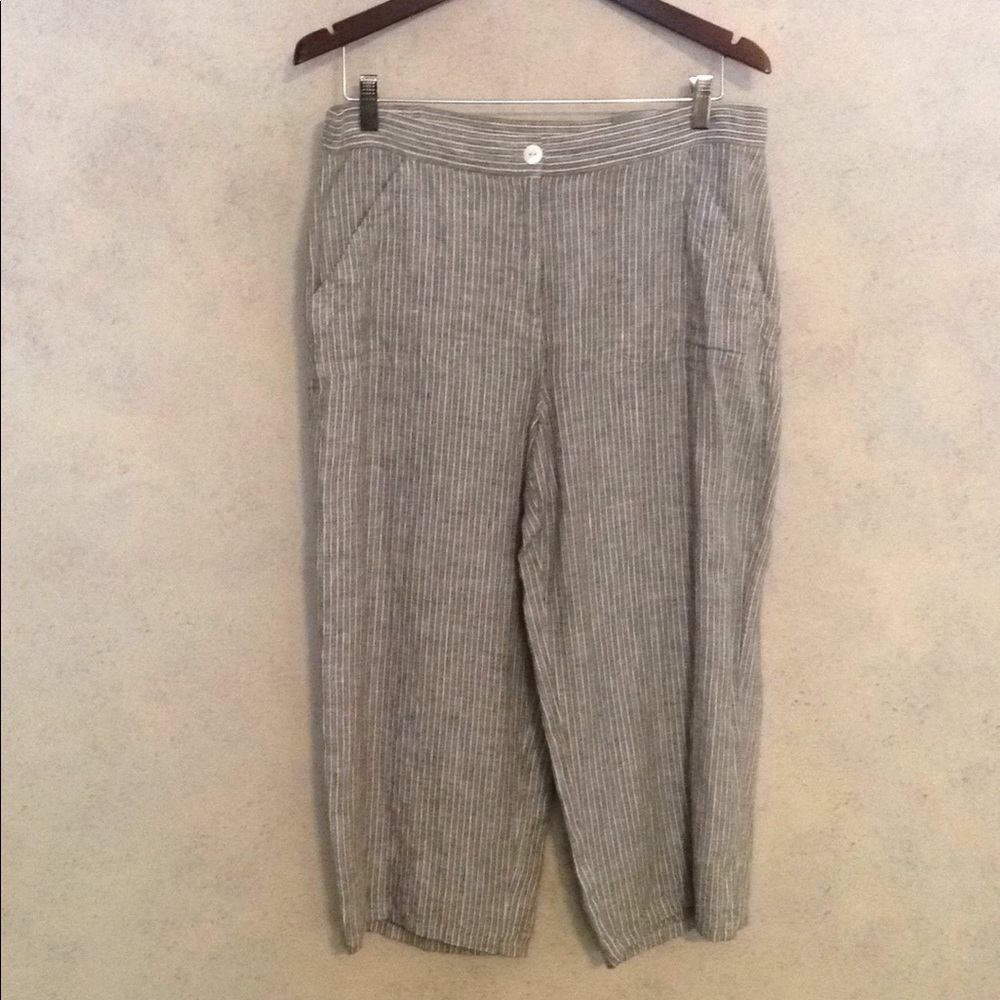 NEW! Chico’s linen cropped capris / Size 2 (US 12)